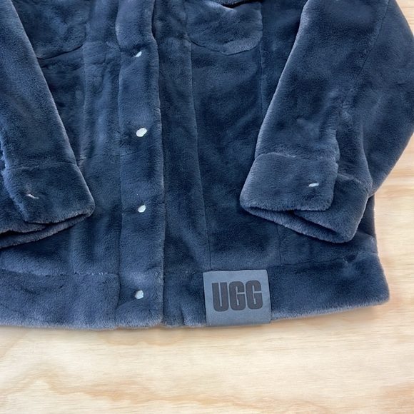 UGG Women's Frankie Faux Fur Trucker Jacket - Picture 5 of 8